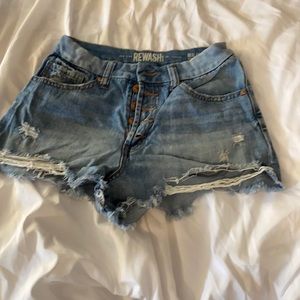 Very cute short shorts